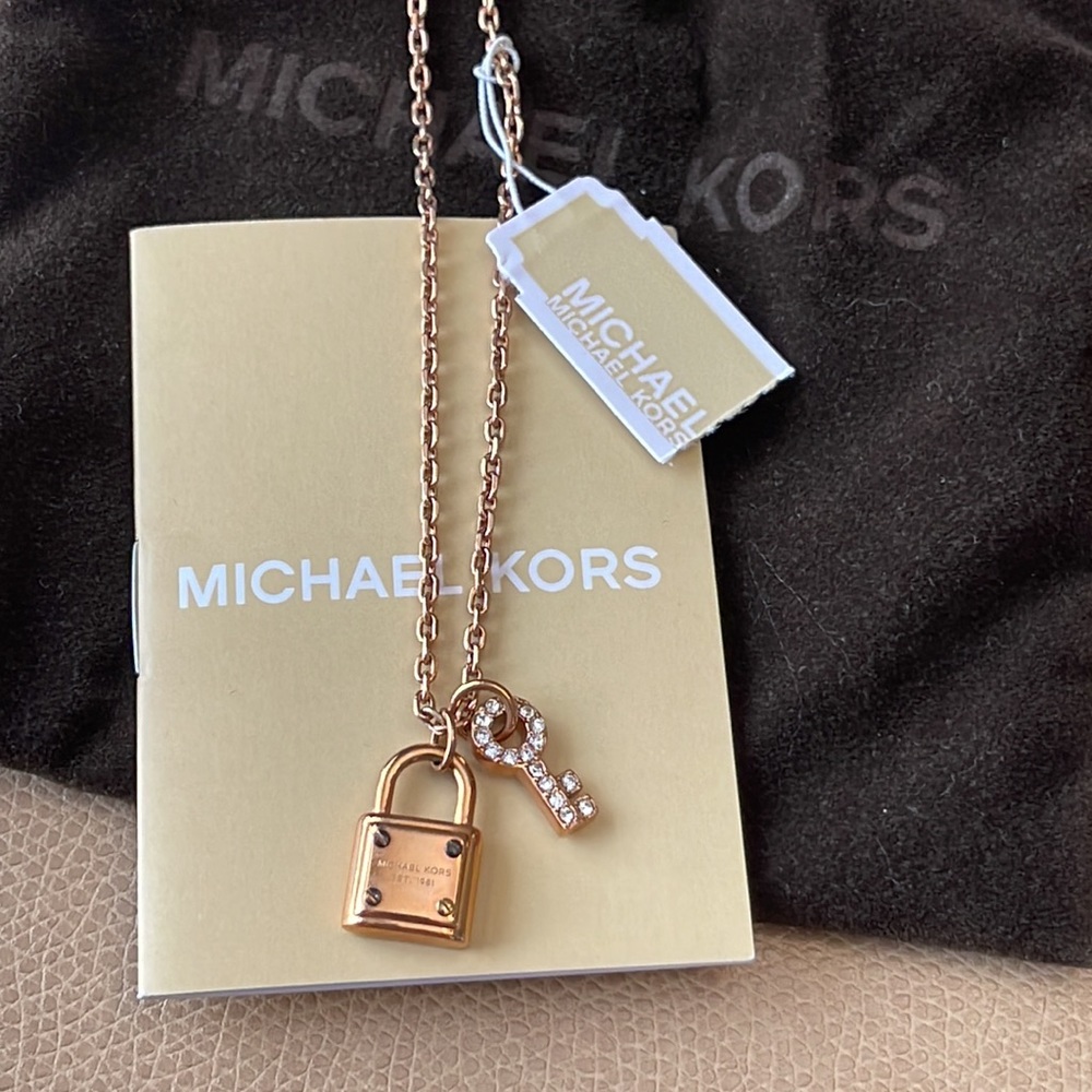 MICHAEL KORS Authentic Dainty Necklace with Small Lock & Key